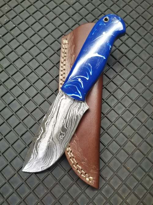 HANDMADE DAMASCUS STEEL HUNTING KNIFE