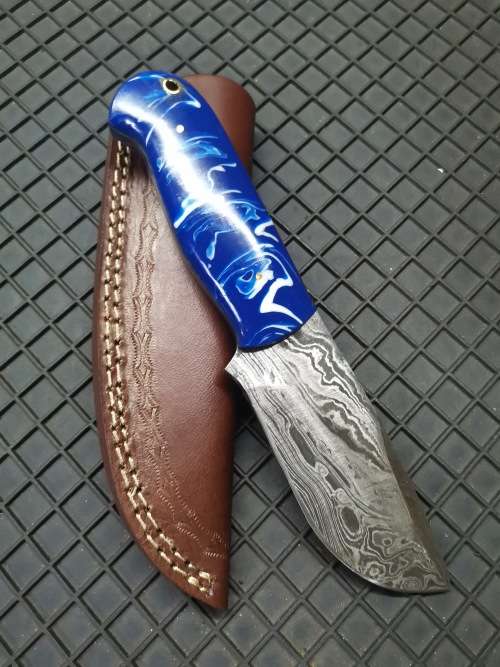 HANDMADE DAMASCUS STEEL HUNTING KNIFE