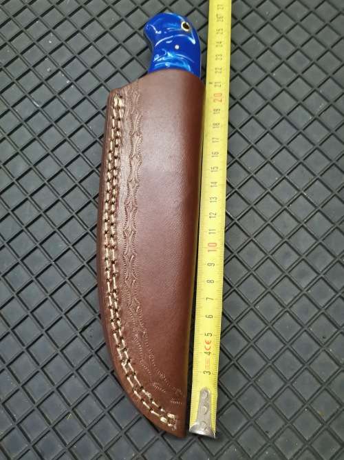 HANDMADE DAMASCUS STEEL HUNTING KNIFE