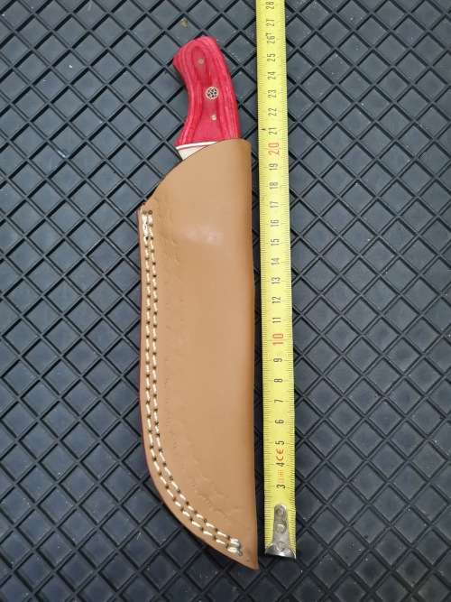 HANDMADE DAMASCUS HIGH CARBON STEEL HUNTING KNIFE !!!