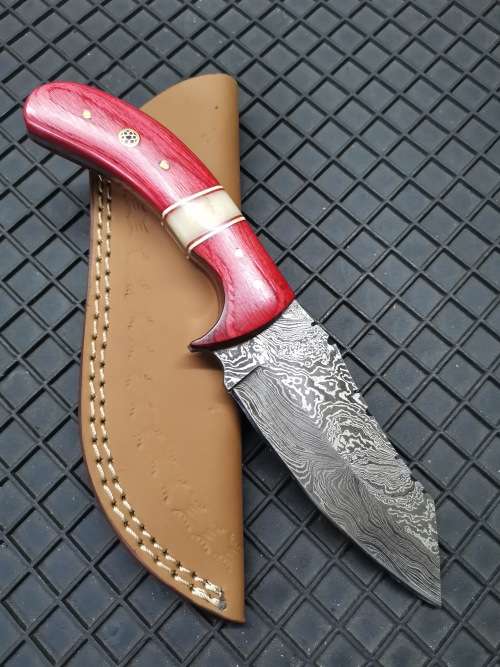 HANDMADE DAMASCUS STEEL HUNTING KNIFE