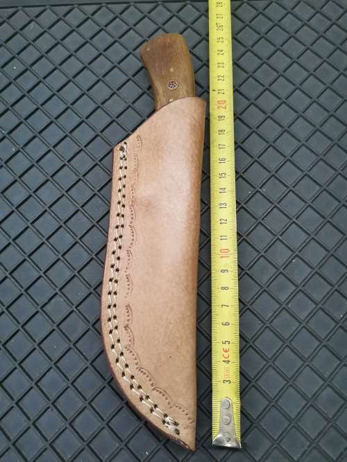 HANDMADE DAMASCUS STEEL HUNTING KNIFE