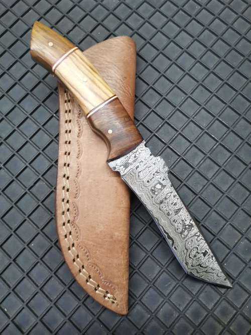 HANDMADE DAMASCUS STEEL HUNTING KNIFE