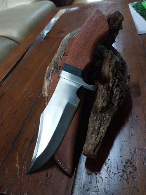 Handmade Stainless Steel Hunting Knife