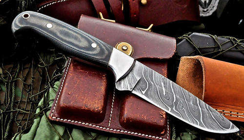 Handmade Damascus Steel Hunting Knife