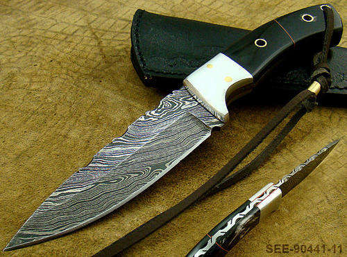 Handmade Damascus Steel Knife