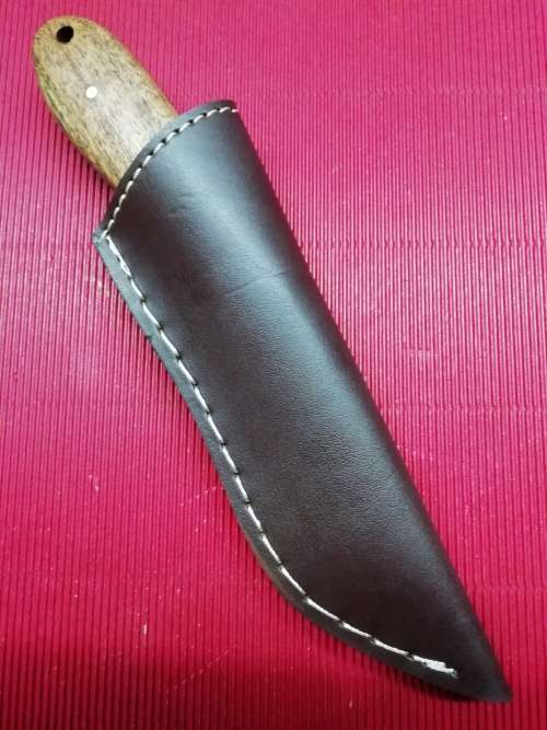 HANDMADE DAMASCUS STEEL HUNTING KNIFE !!!