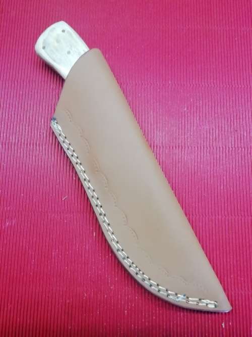 HANDMADE DAMASCUS STEEL HUNTING KNIFE !!!