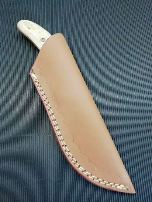 HANDMADE DAMASCUS STEEL HUNTING KNIFE !!!