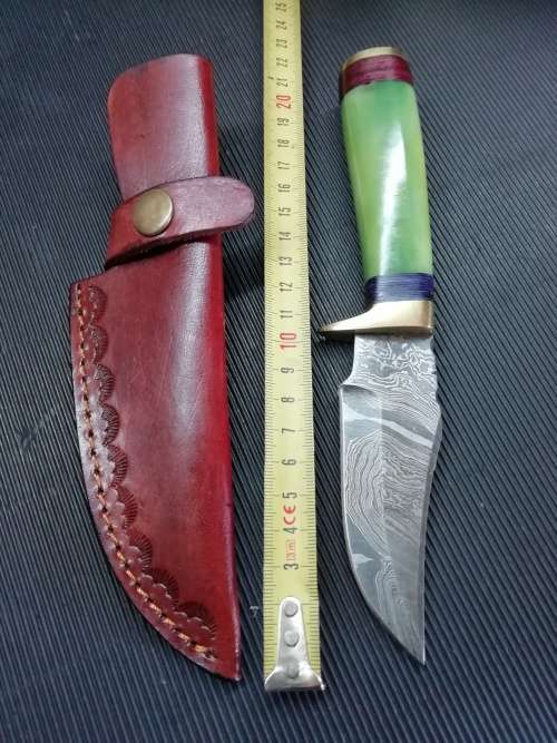 HANDMADE DAMASCUS STEEL HUNTING KNIFE !!!