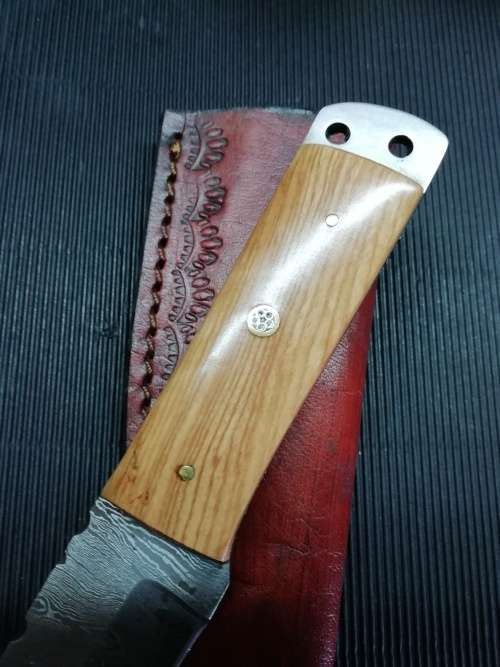 HANDMADE DAMASCUS STEEL HUNTING KNIFE !!!