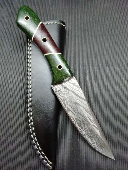 HANDMADE DAMASCUS STEEL HUNTING KNIFE !!!