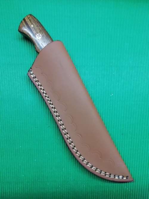 HANDMADE DAMASCUS STEEL HUNTING KNIFE !!!