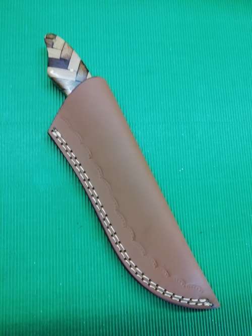 HANDMADE DAMASCUS STEEL HUNTING KNIFE !!!