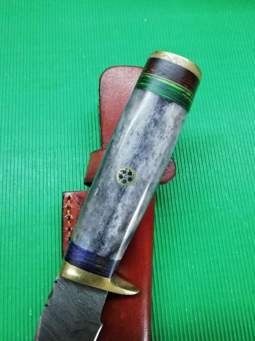 HANDMADE DAMASCUS STEEL HUNTING KNIFE !!!