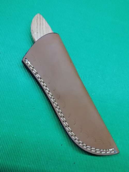 HANDMADE DAMASCUS STEEL HUNTING KNIFE !!!