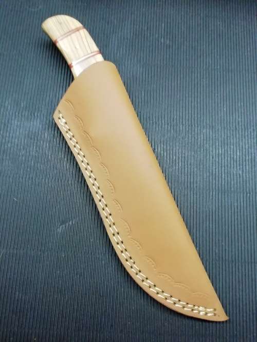 HANDMADE DAMASCUS STEEL HUNTING KNIFE !!!