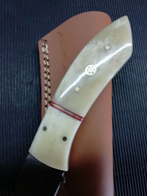 HANDMADE DAMASCUS STEEL HUNTING KNIFE !!!