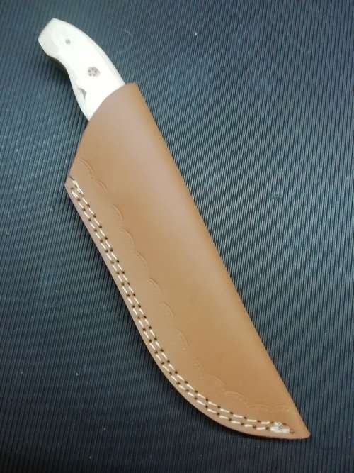 HANDMADE DAMASCUS STEEL HUNTING KNIFE !!!