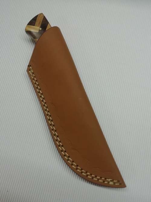 HANDMADE DAMASCUS STEEL HUNTING KNIFE !!!