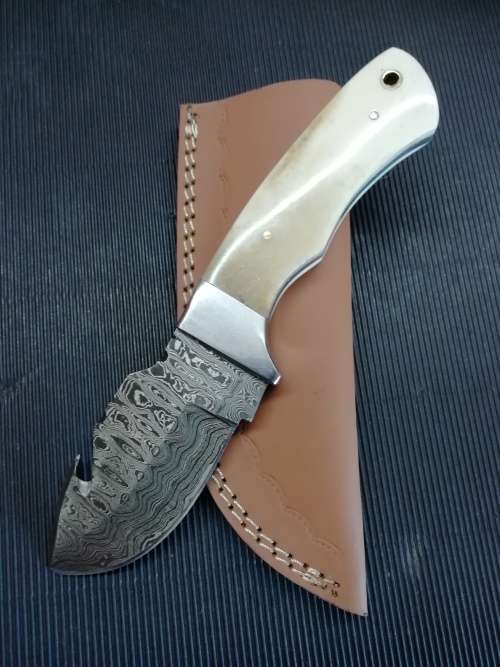 HANDMADE DAMASCUS STEEL SKINNING KNIFE !!!