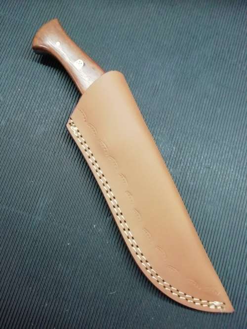 HANDMADE DAMASCUS STEEL HUNTING KNIFE !!!