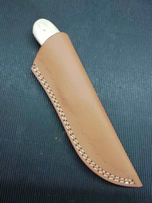 HANDMADE DAMASCUS STEEL HUNTING KNIFE !!!