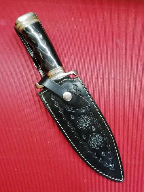 HANDMADE STAINLESS STEEL HUNTING KNIFE !!!