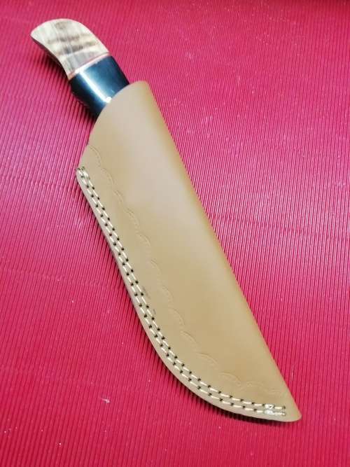 HANDMADE DAMASCUS STEEL HUNTING KNIFE !!!