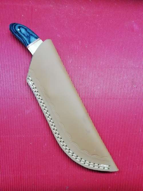 HANDMADE DAMASCUS STEEL HUNTING KNIFE !!!