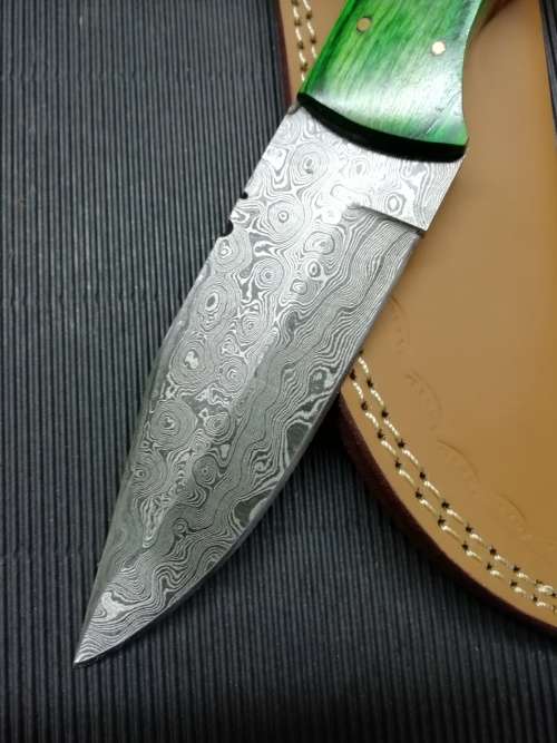 HANDMADE DAMASCUS STEEL HUNTING KNIFE !!!