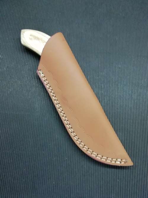 HANDMADE DAMASCUS STEEL HUNTING KNIFE !!!