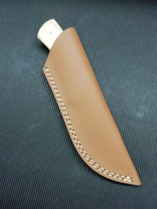 HANDMADE DAMASCUS STEEL HUNTING KNIFE !!!