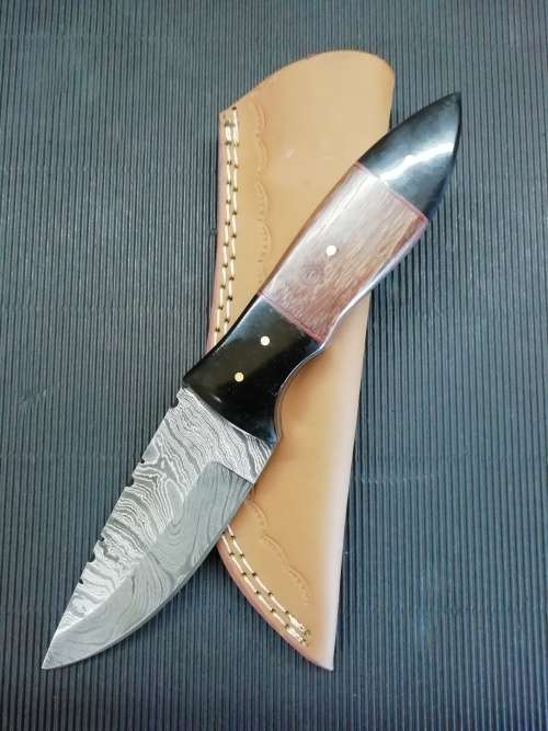 HANDMADE DAMASCUS STEEL HUNTING KNIFE !!!-PLEASE READ DESCRIPTION