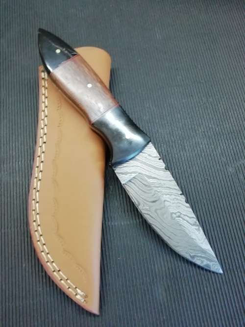 HANDMADE DAMASCUS STEEL HUNTING KNIFE !!!-PLEASE READ DESCRIPTION