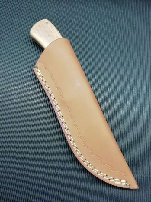 HANDMADE DAMASCUS STEEL HUNTING KNIFE !!!
