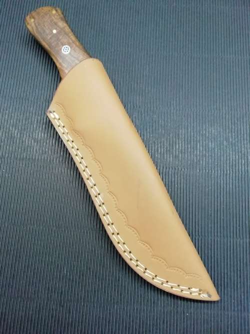 HANDMADE DAMASCUS STEEL HUNTING KNIFE !!!