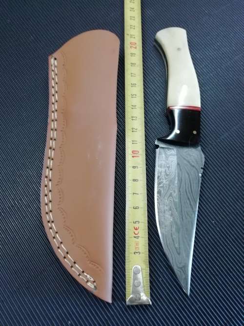 HANDMADE DAMASCUS STEEL HUNTING KNIFE !!!