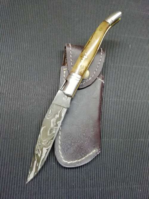 HANDMADE DAMASCUS STEEL HUNTING KNIFE !!!
