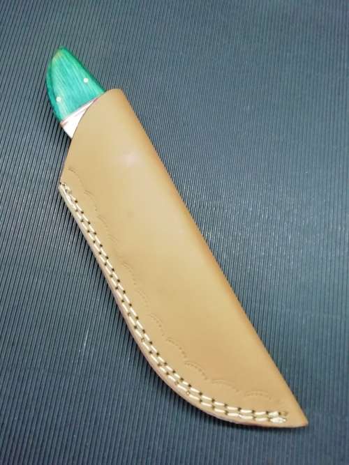 HANDMADE DAMASCUS STEEL HUNTING KNIFE !!!