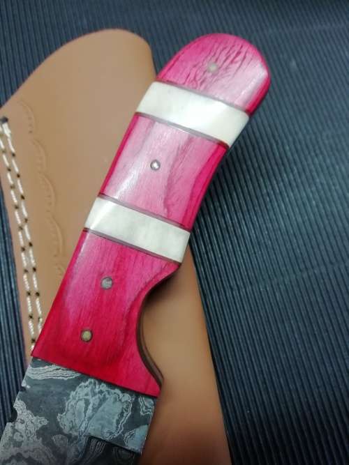 HANDMADE DAMASCUS STEEL HUNTING KNIFE !!!