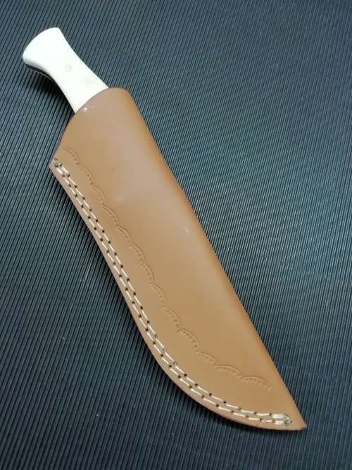 HANDMADE DAMASCUS STEEL HUNTING KNIFE !!!
