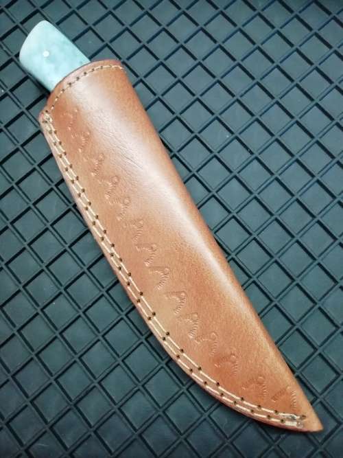 HANDMADE DAMASCUS STEEL HUNTING KNIFE !!!