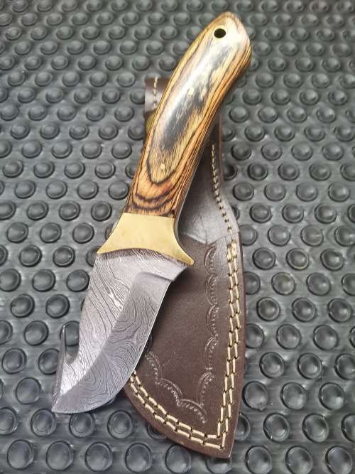HANDMADE DAMASCUS STEEL SKINNING KNIFE WITH GUTHOOK