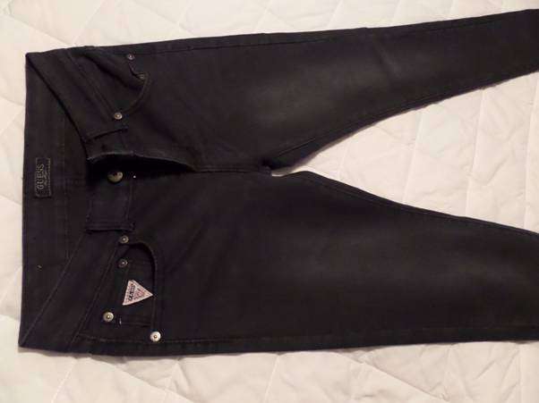 Authentic Guess Jean Skinny size 32