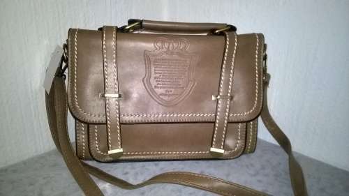 ***Stunning, Elegant  Pu Leather LadiesTan Satchel Handbag****