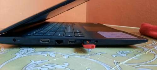Dell Inspiron 3581: i3 7th gen, 12GB RAM, 240GB SSD, Latest Windows 10