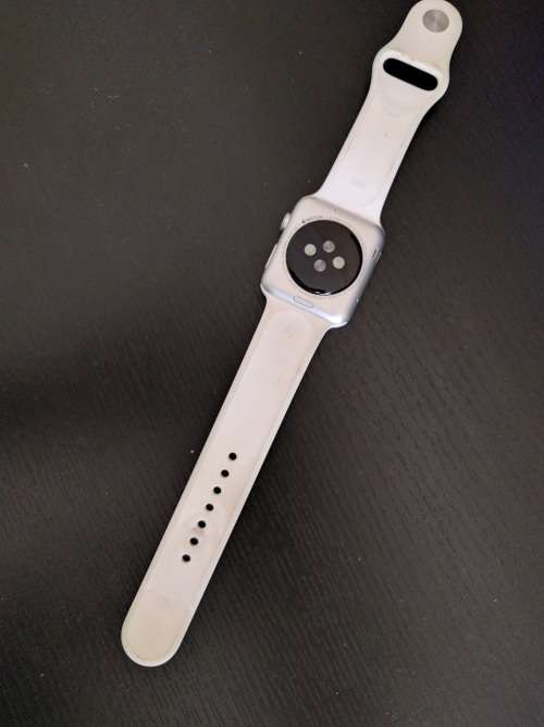 Apple Watch (42mm Silver Aluminium Case with White Sport Band)