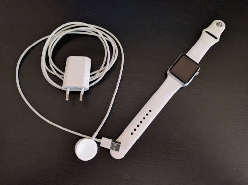 Apple Watch (42mm Silver Aluminium Case with White Sport Band)