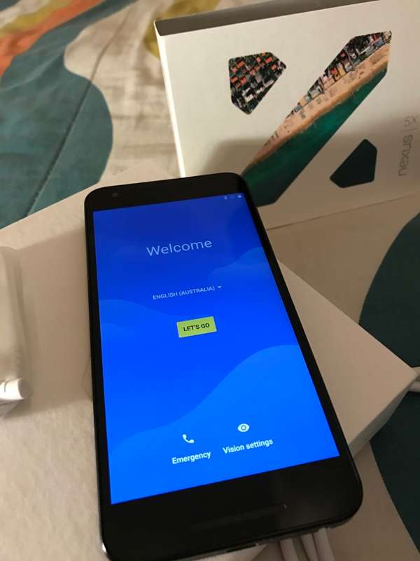 LG Nexus 5X Carbon (Black) 32GB aka Google Nexus 5X
